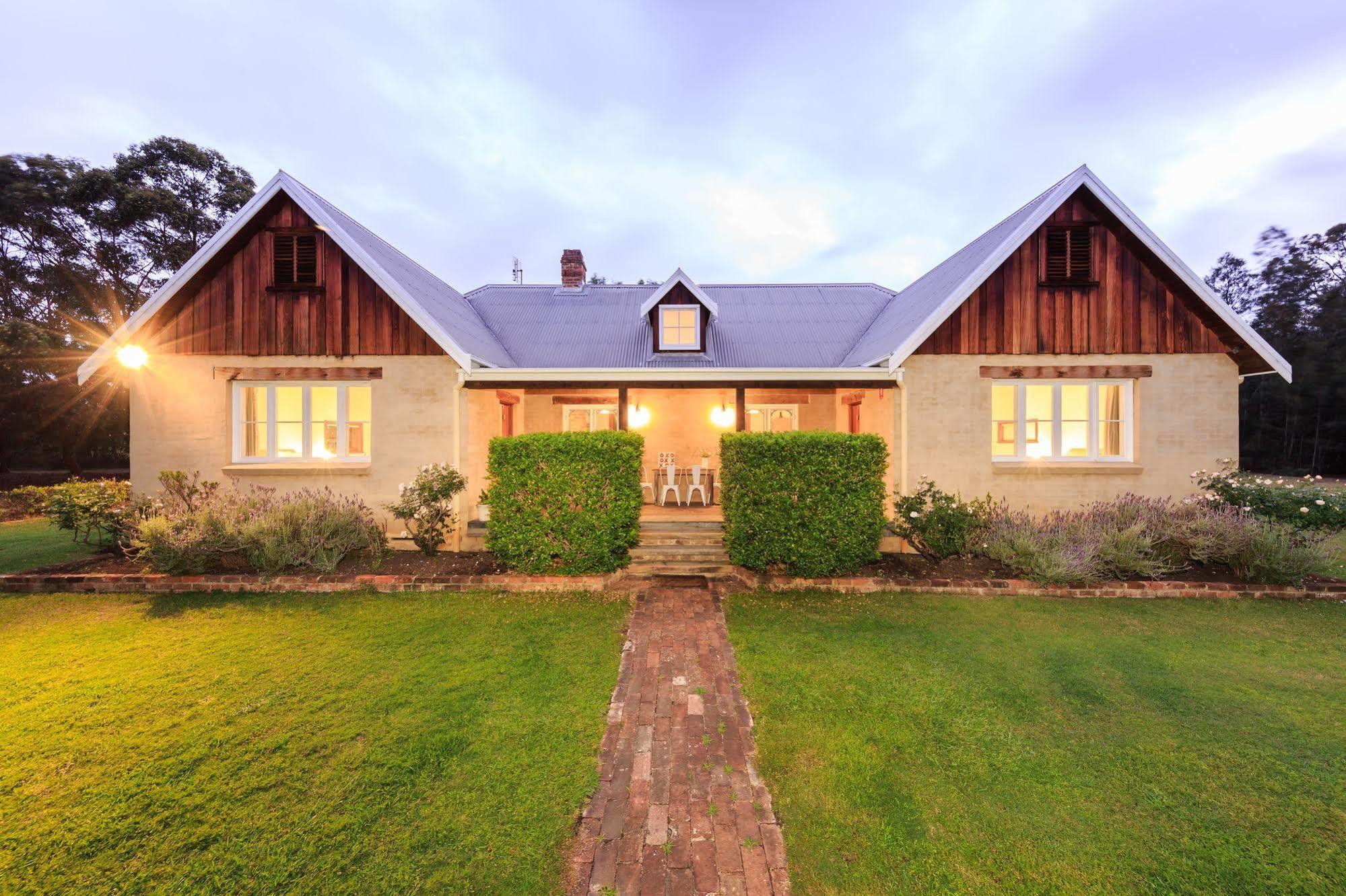 The Carriages Boutique Hotel And Vineyard Pokolbin Kültér fotó